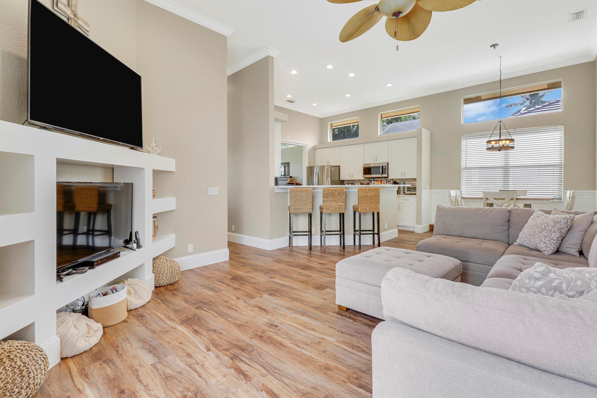 6995 Cypress Cove Circle