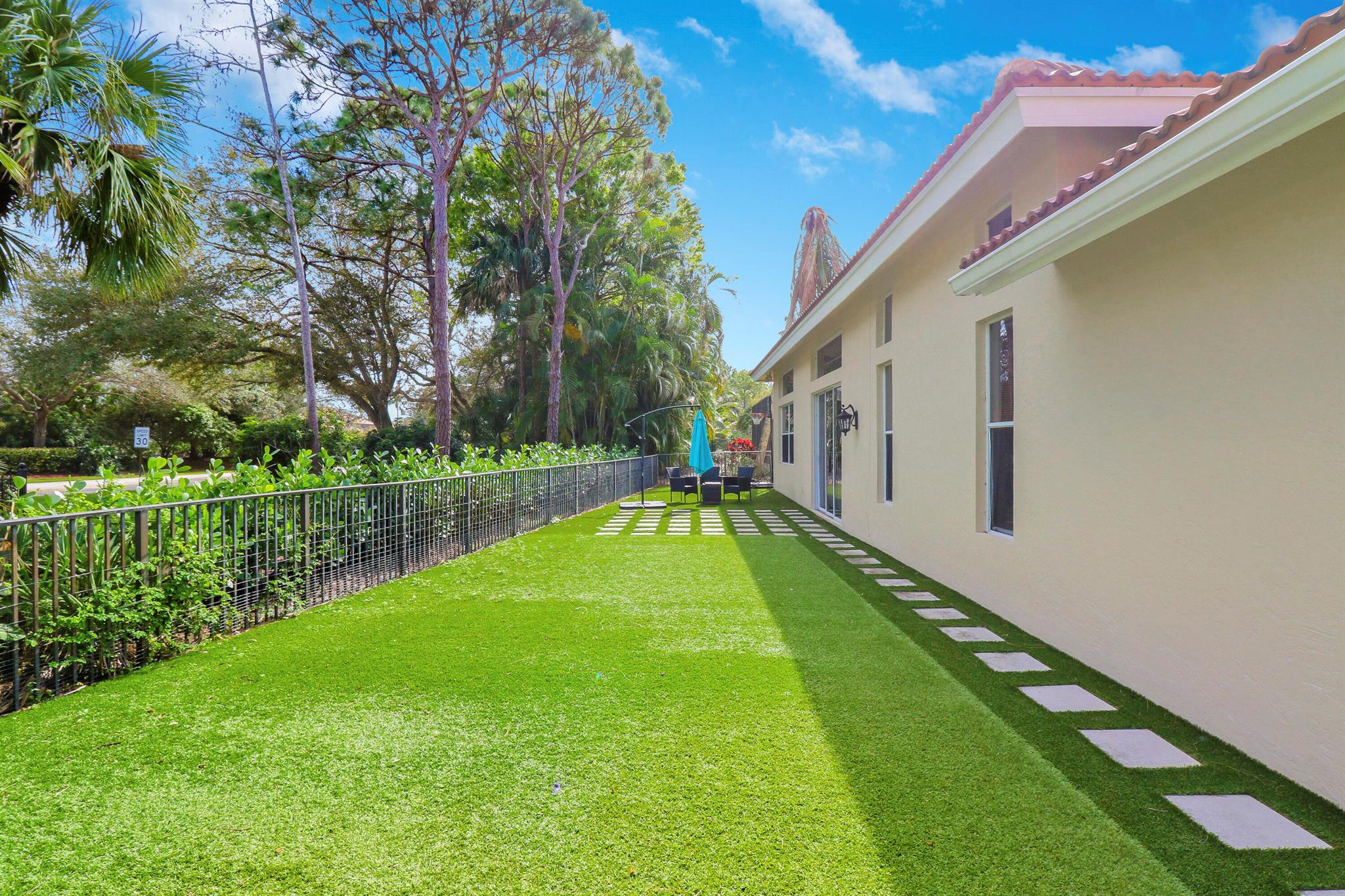 6995 Cypress Cove Circle