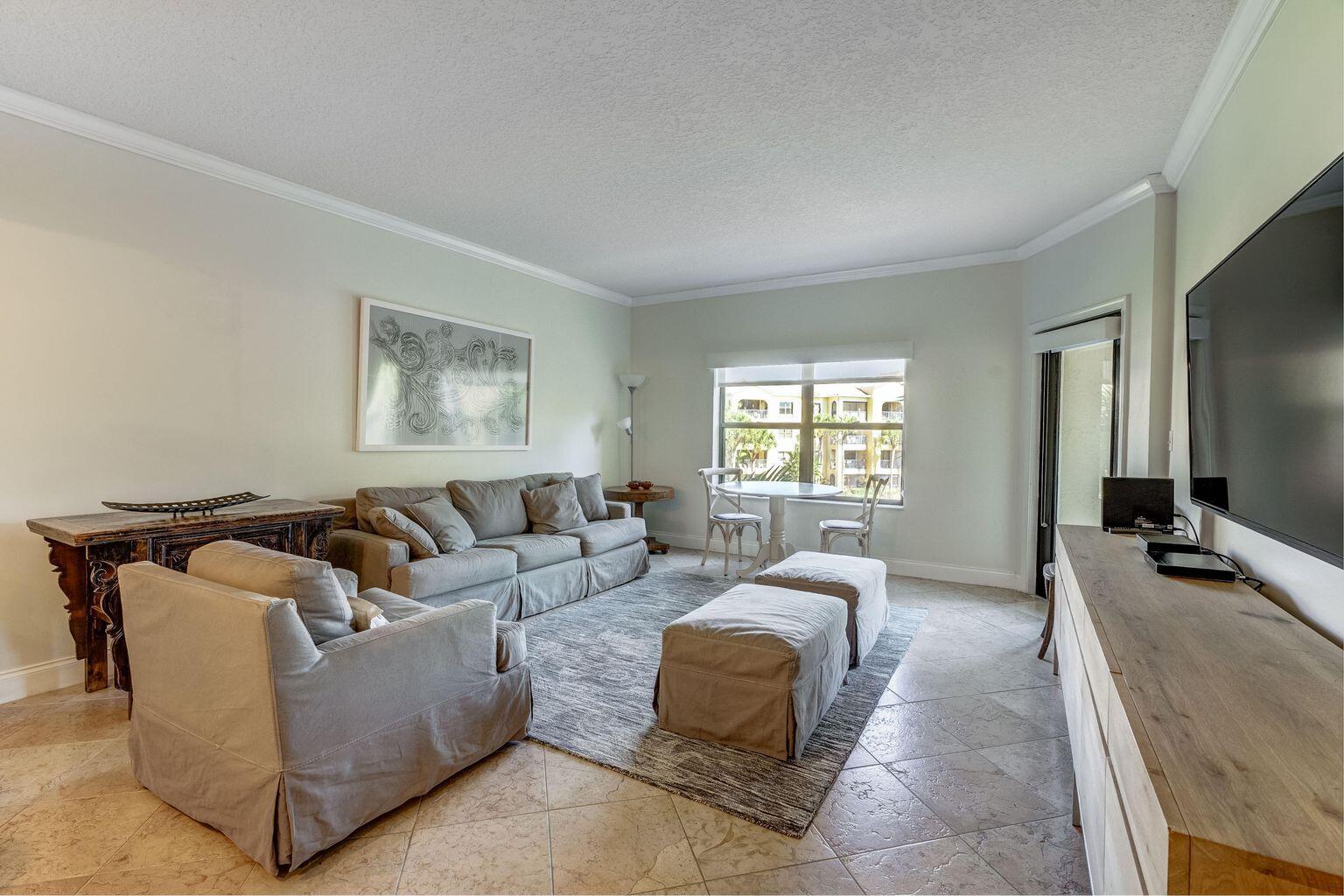 300 Uno Lago Drive 303