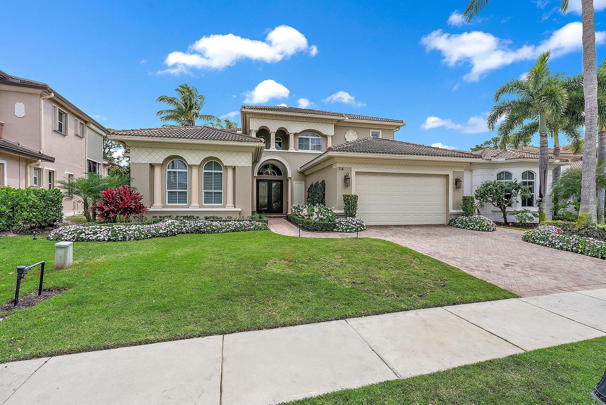 714 Cote Azur Drive