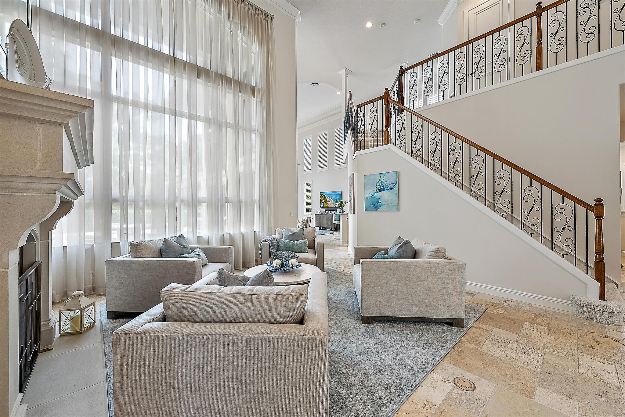 714 Cote Azur Drive
