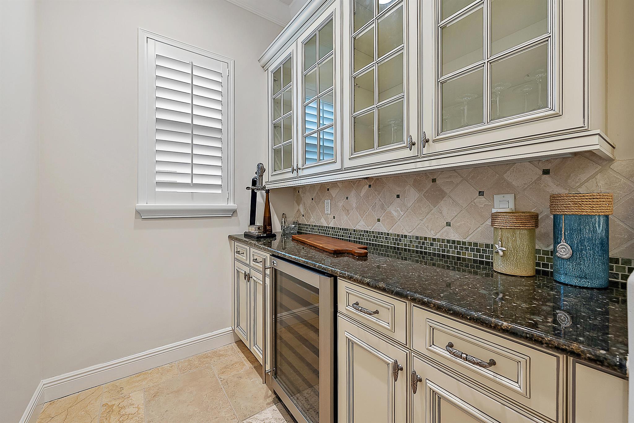 714 Cote Azur Drive