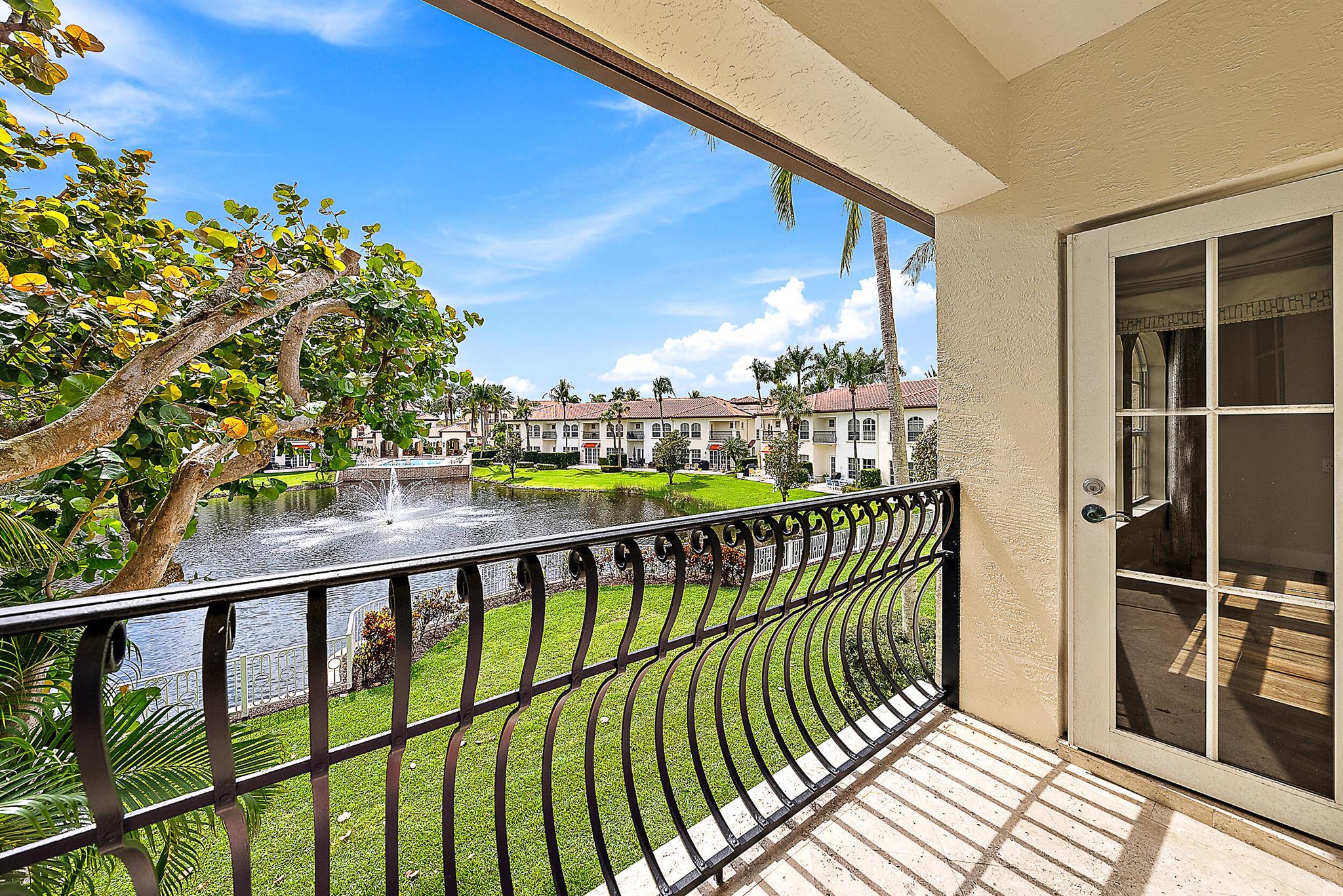 66 Marina Gardens Drive