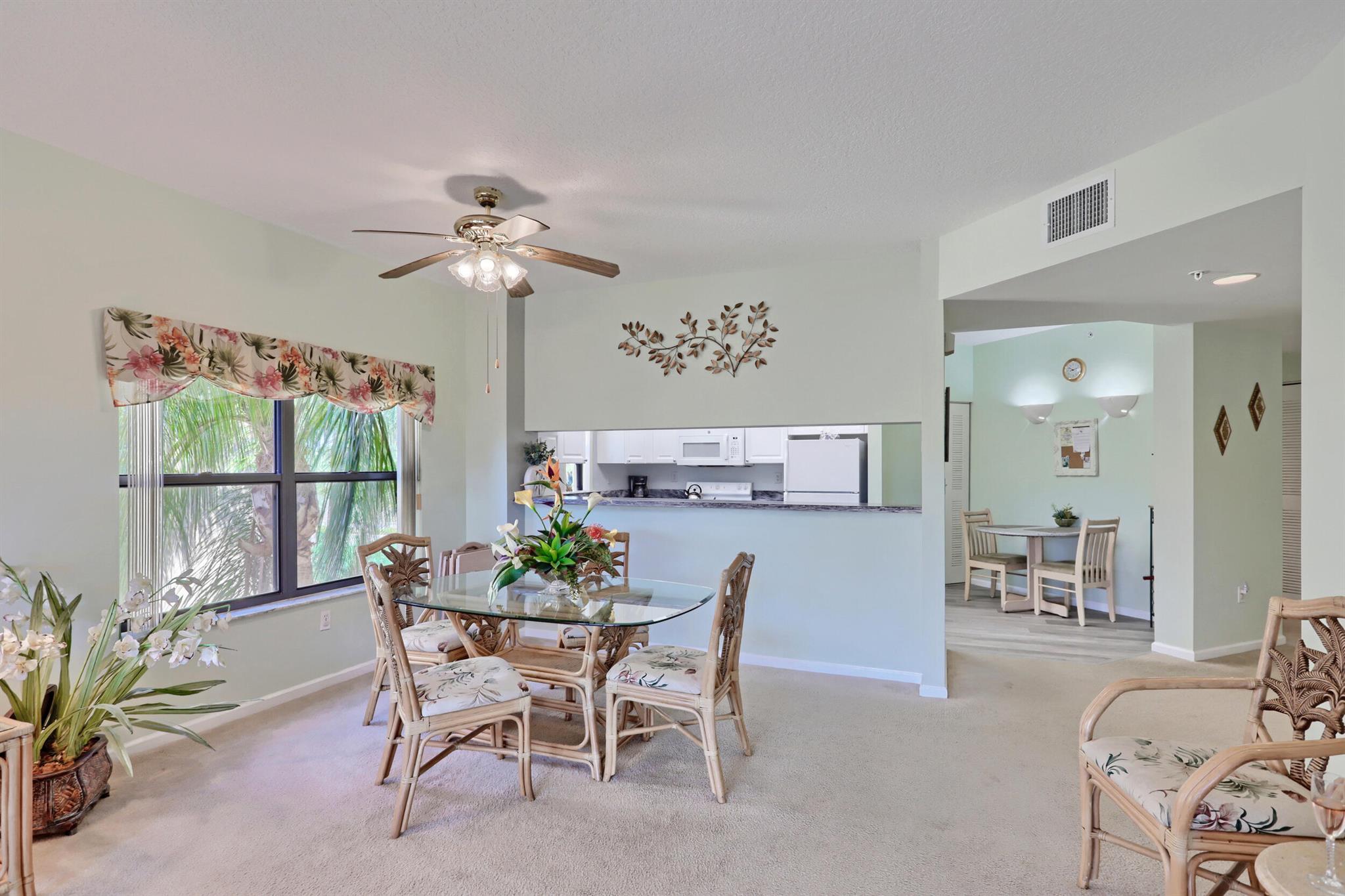 800 Uno Lago Drive 305