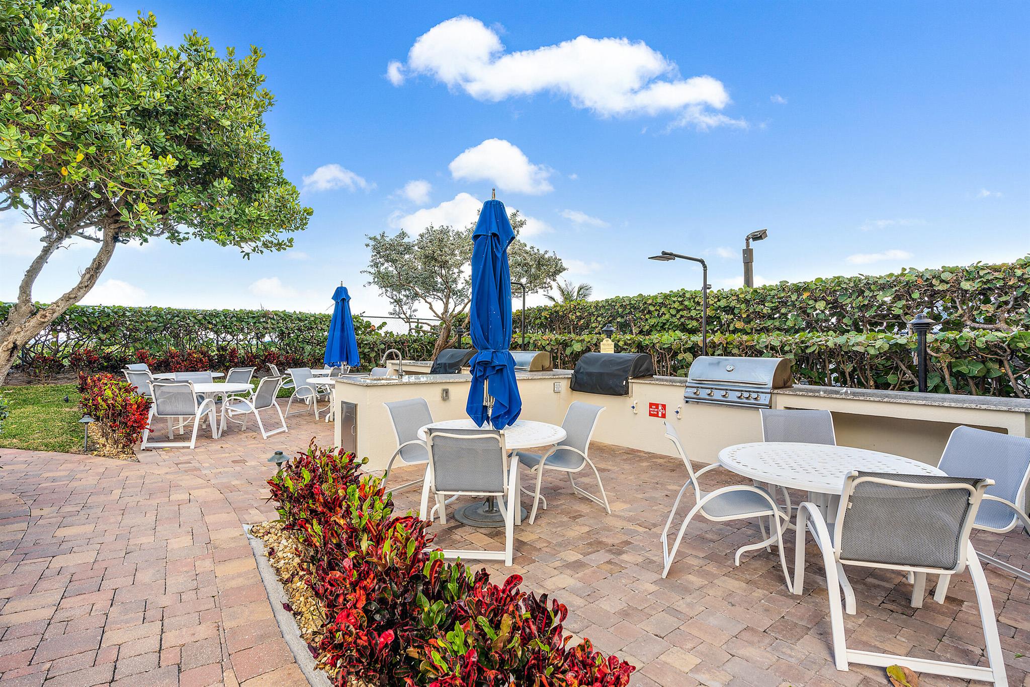 3000 N Ocean Drive 19e