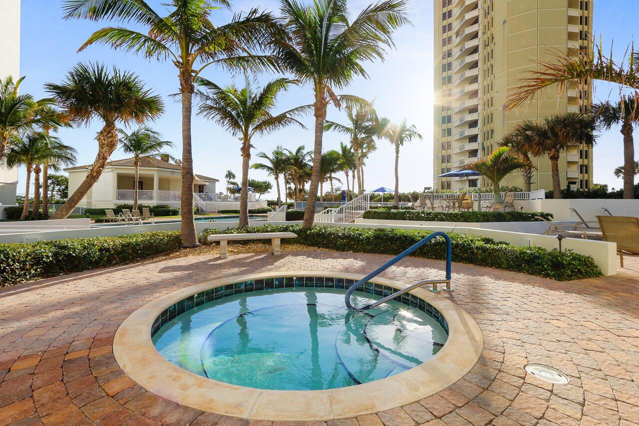 3000 N Ocean Drive 19e