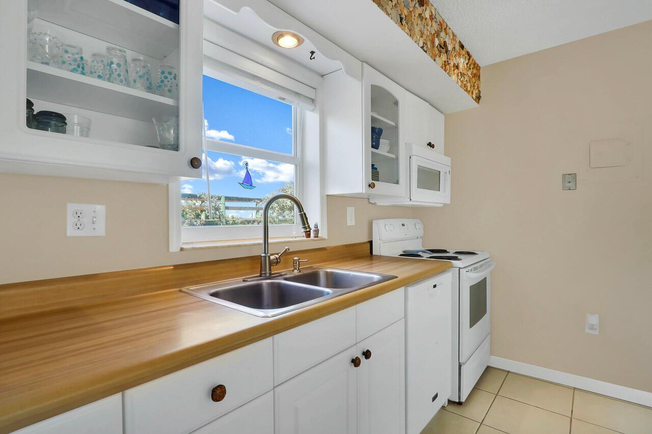 1501 NE Ocean Boulevard 1