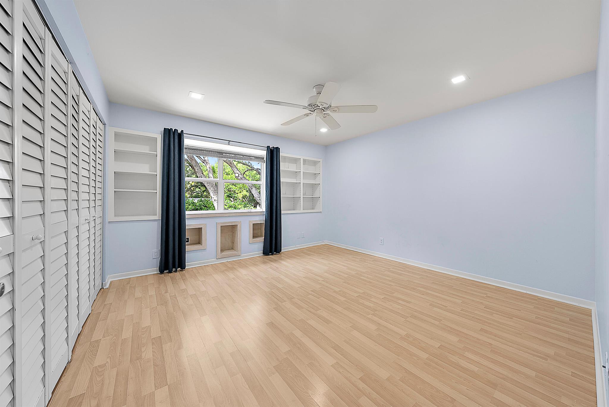 398 Golfview Road J