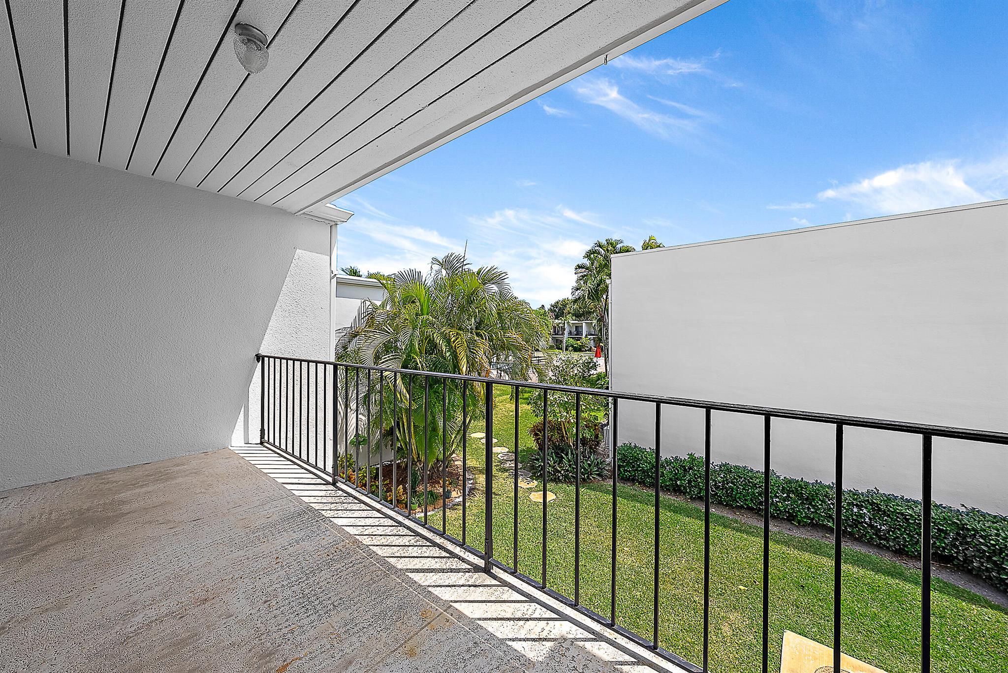 398 Golfview Road J