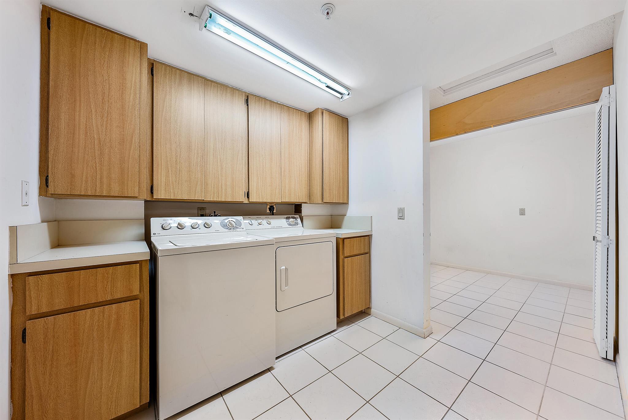 1001 Seafarer Circle 502