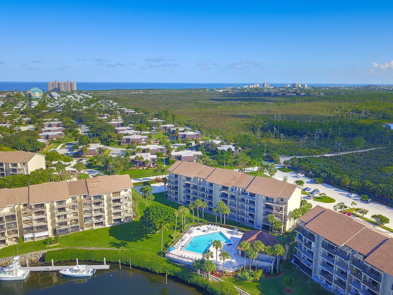 1001 Seafarer Circle 502
