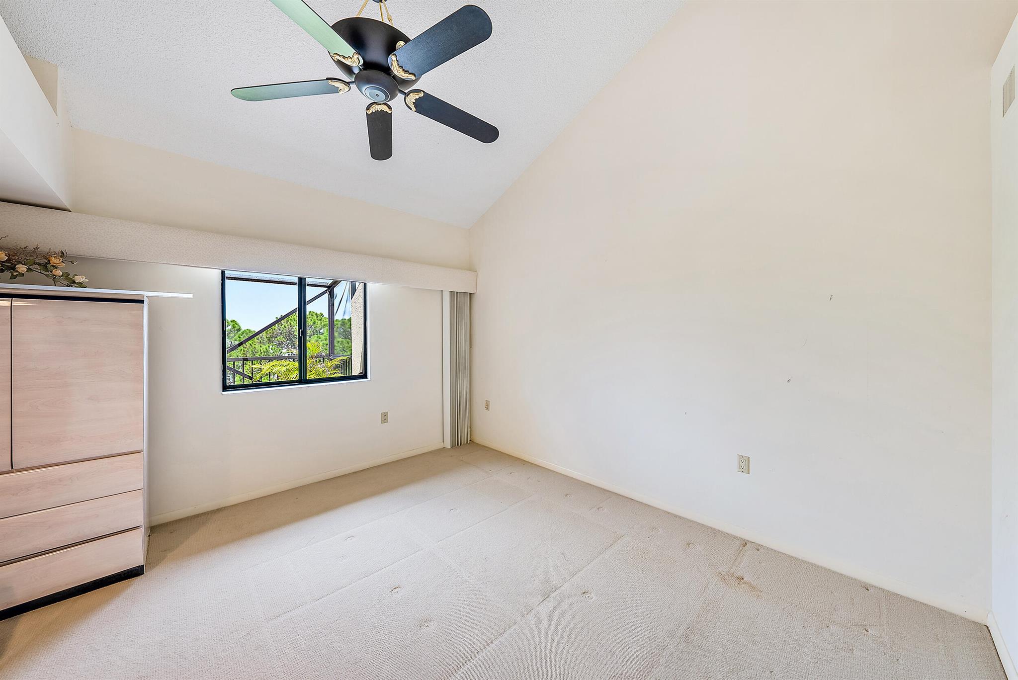 1001 Seafarer Circle 502