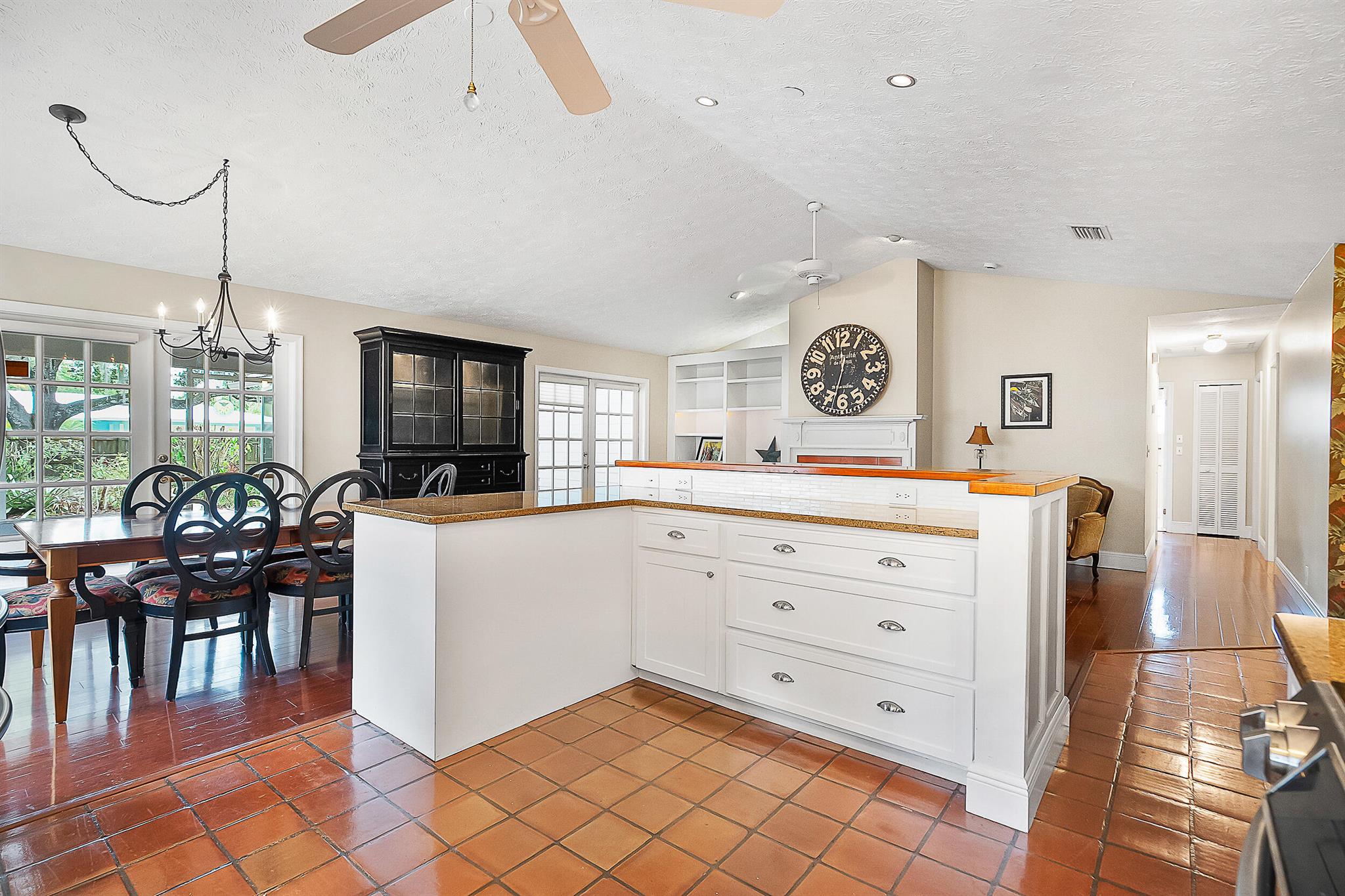 756 SW Rustic Circle