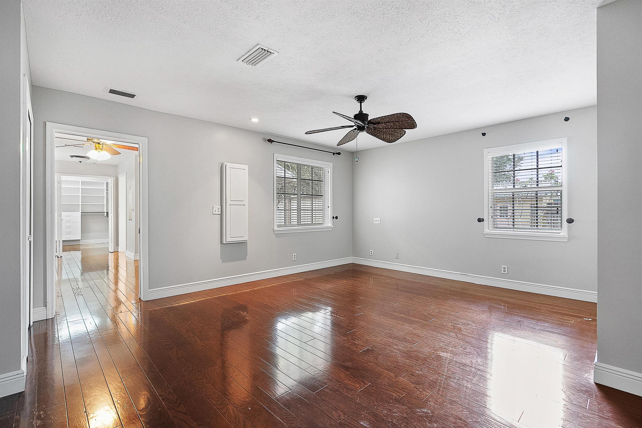 756 SW Rustic Circle