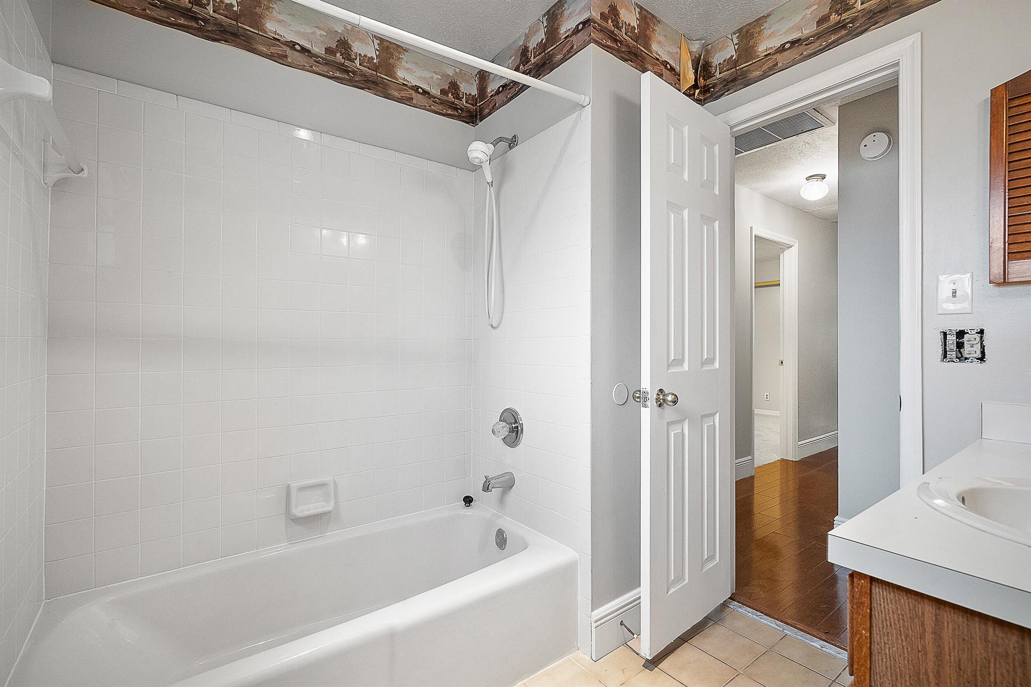 756 SW Rustic Circle