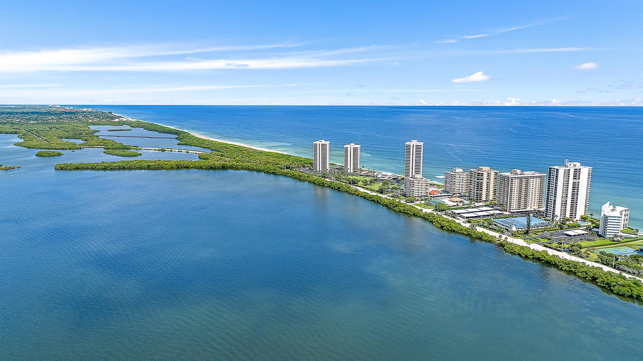 5420 N Ocean Drive 305