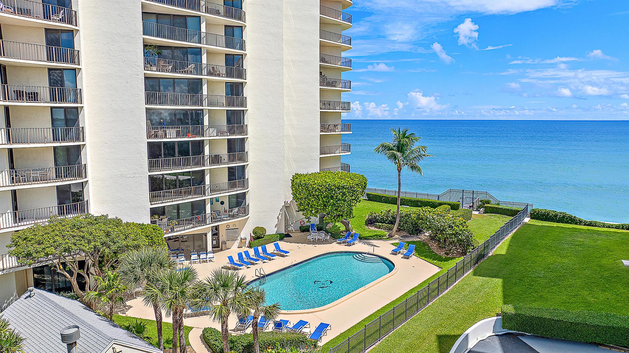 5420 N Ocean Drive 305