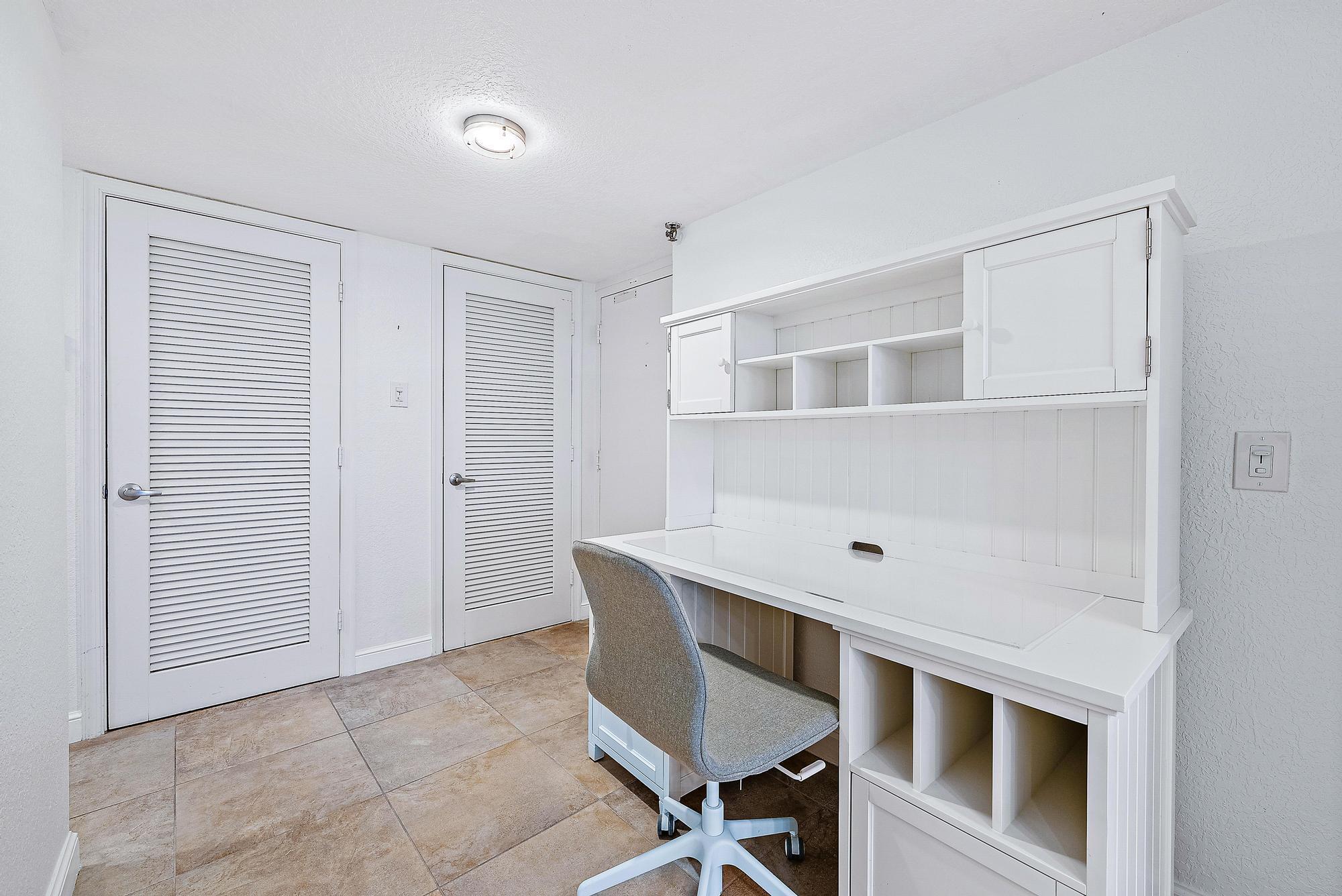5420 N Ocean Drive 305