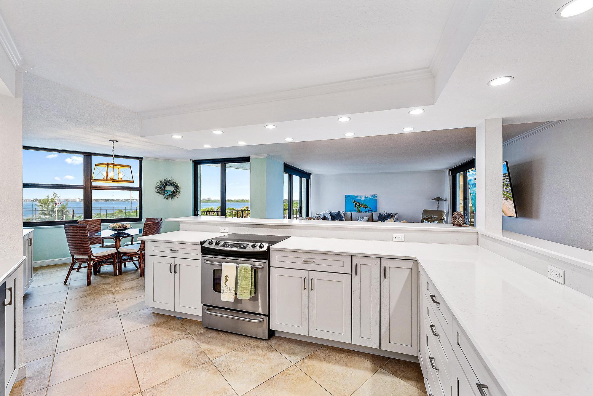 5420 N Ocean Drive 305