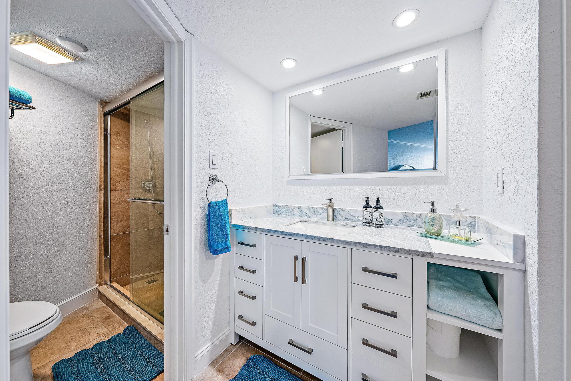 5420 N Ocean Drive 305
