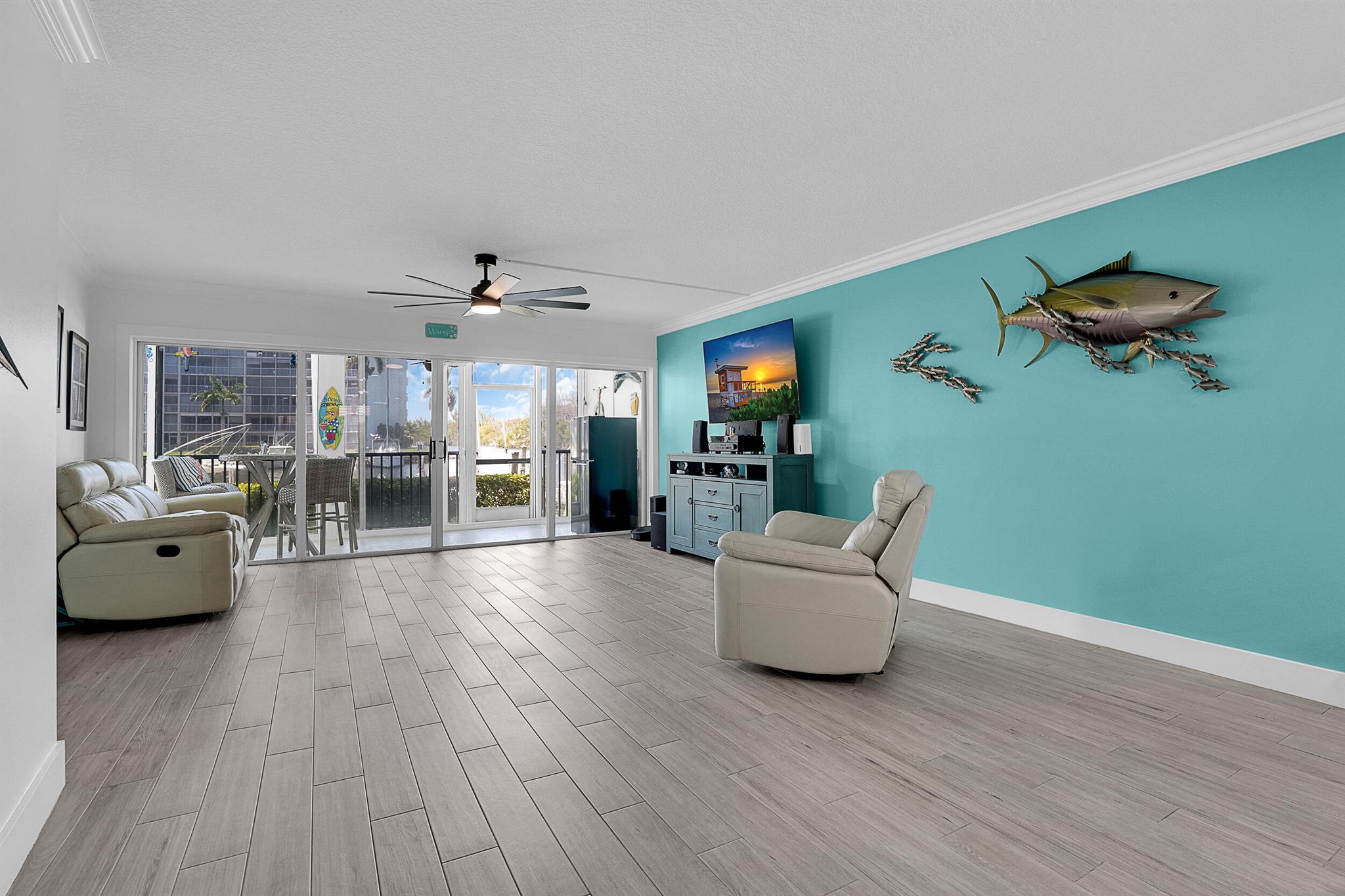 1537 E Hillsboro Boulevard 139