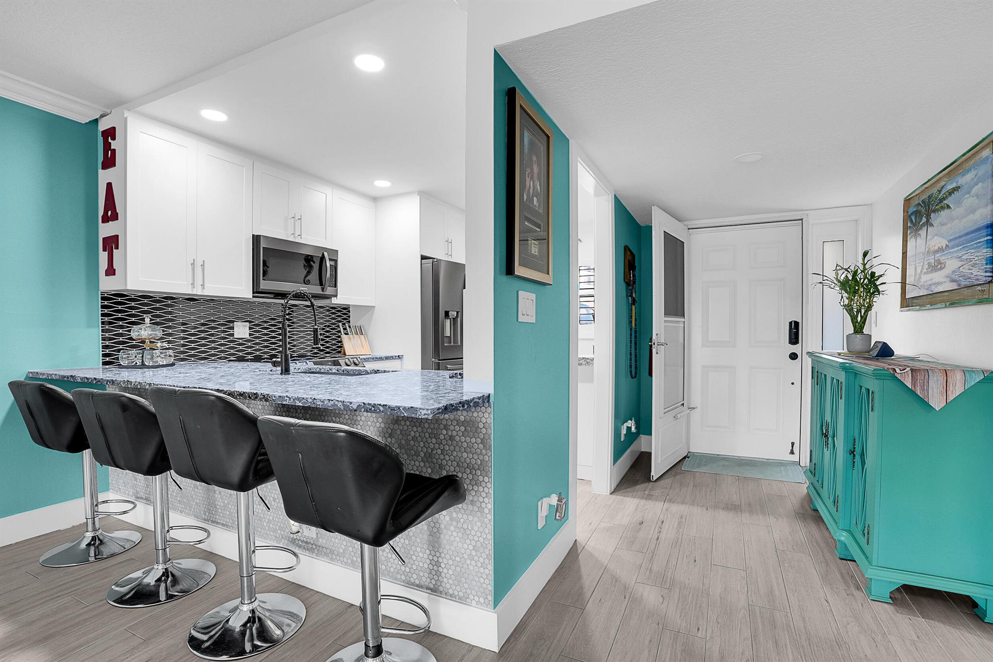 1537 E Hillsboro Boulevard 139