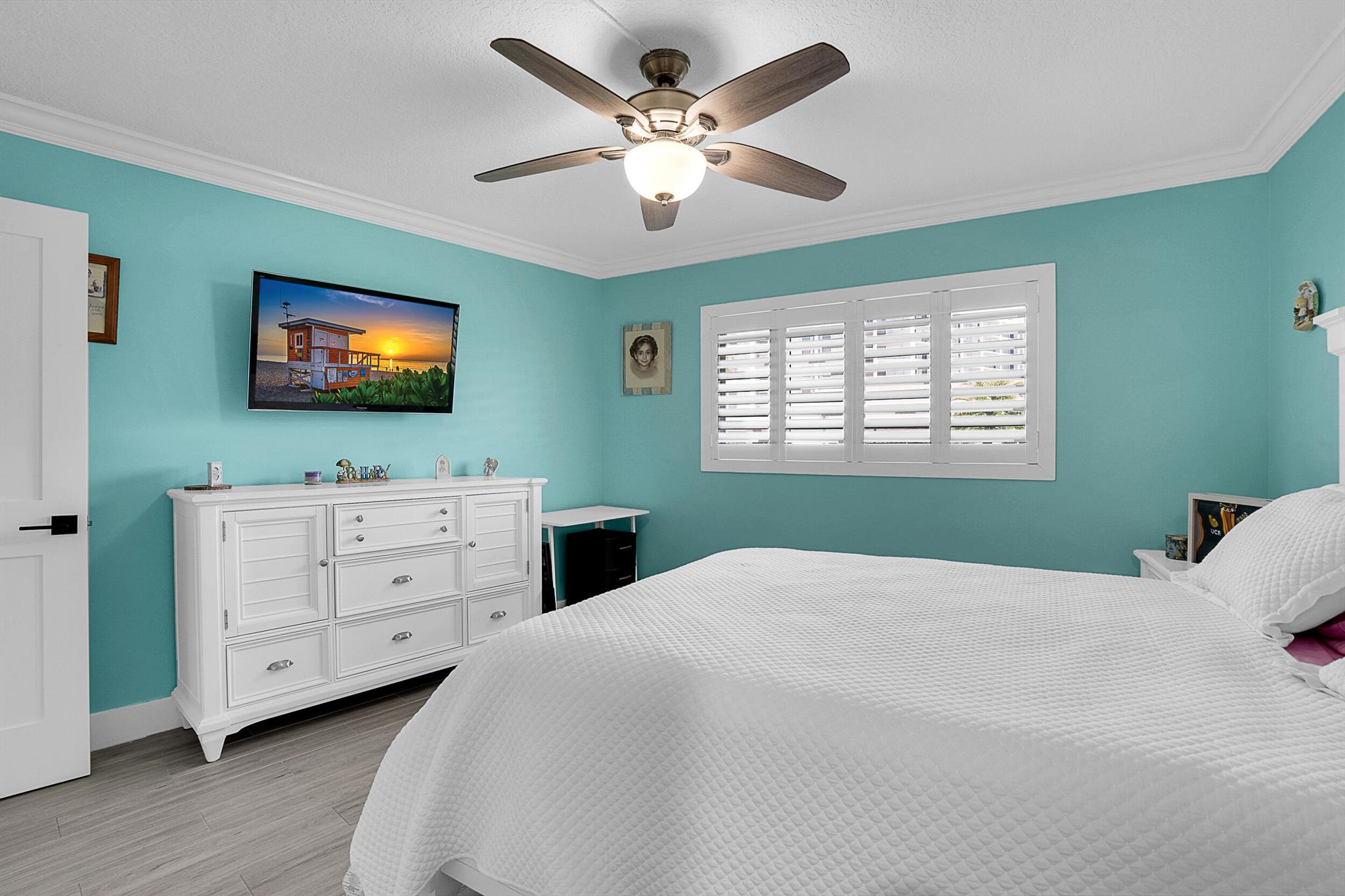 1537 E Hillsboro Boulevard 139