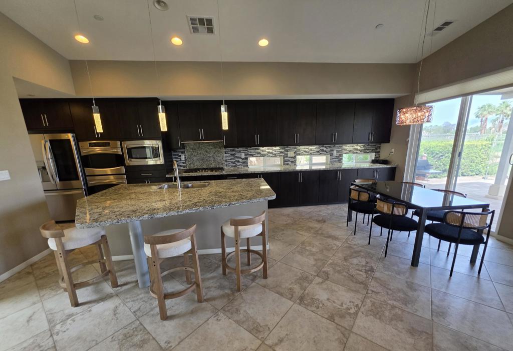 4415 Vantage Lane