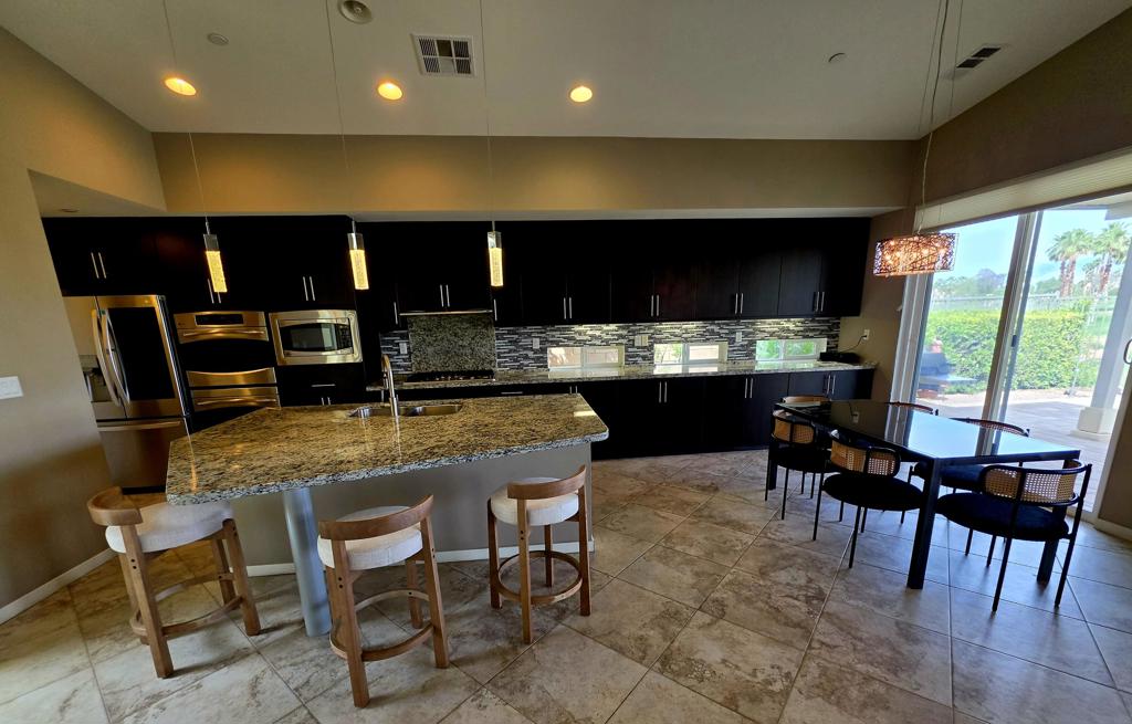 4415 Vantage Lane