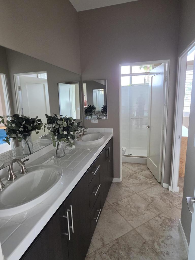 4415 Vantage Lane