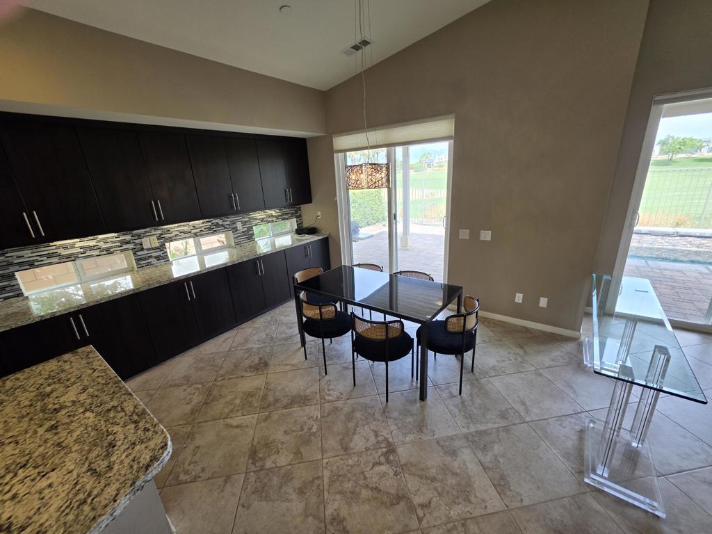 4415 Vantage Lane