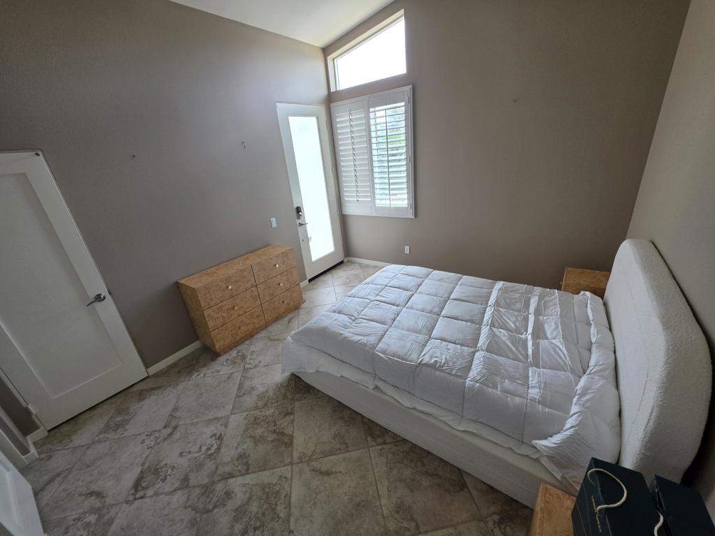4415 Vantage Lane