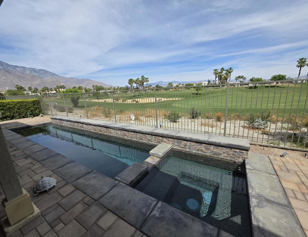 4415 Vantage Lane