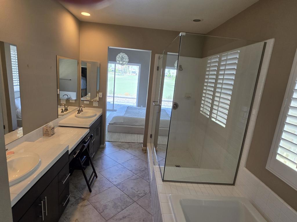 4415 Vantage Lane