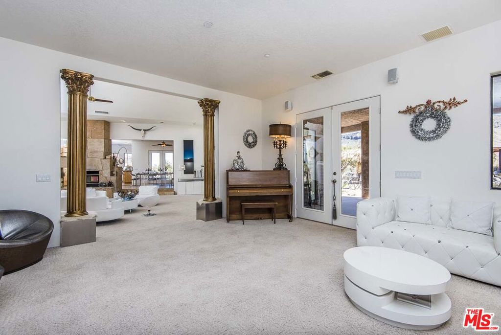 3569 CALMADA Rd Road