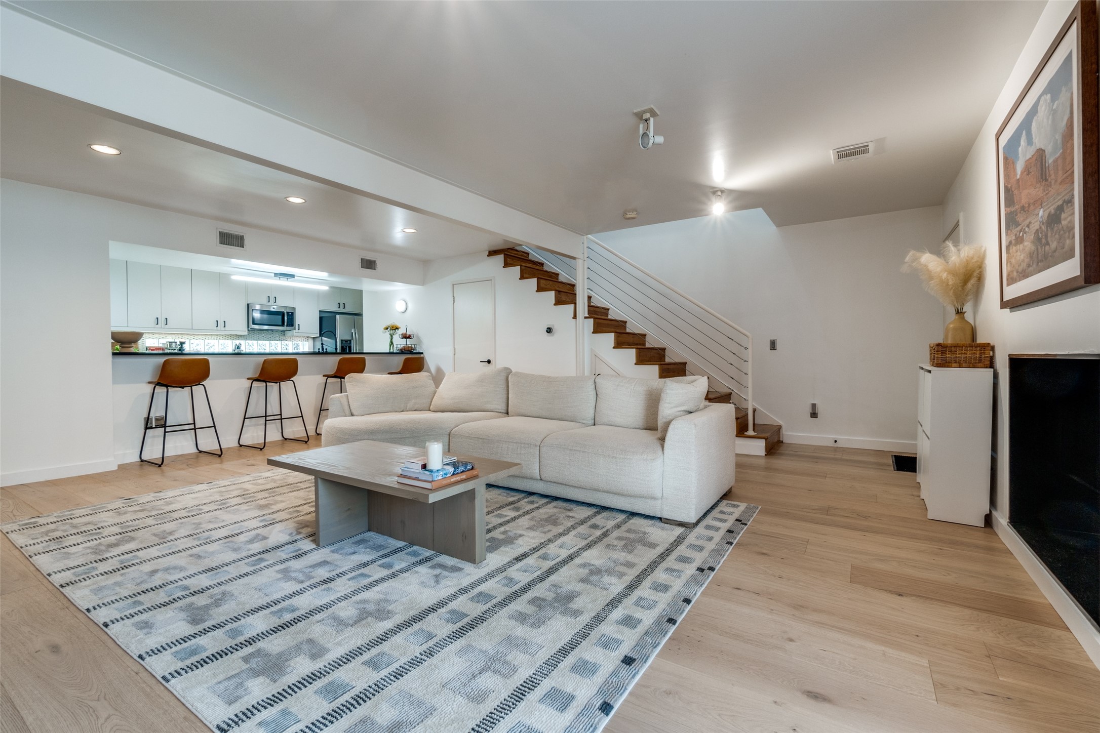 4122 Travis Street 3