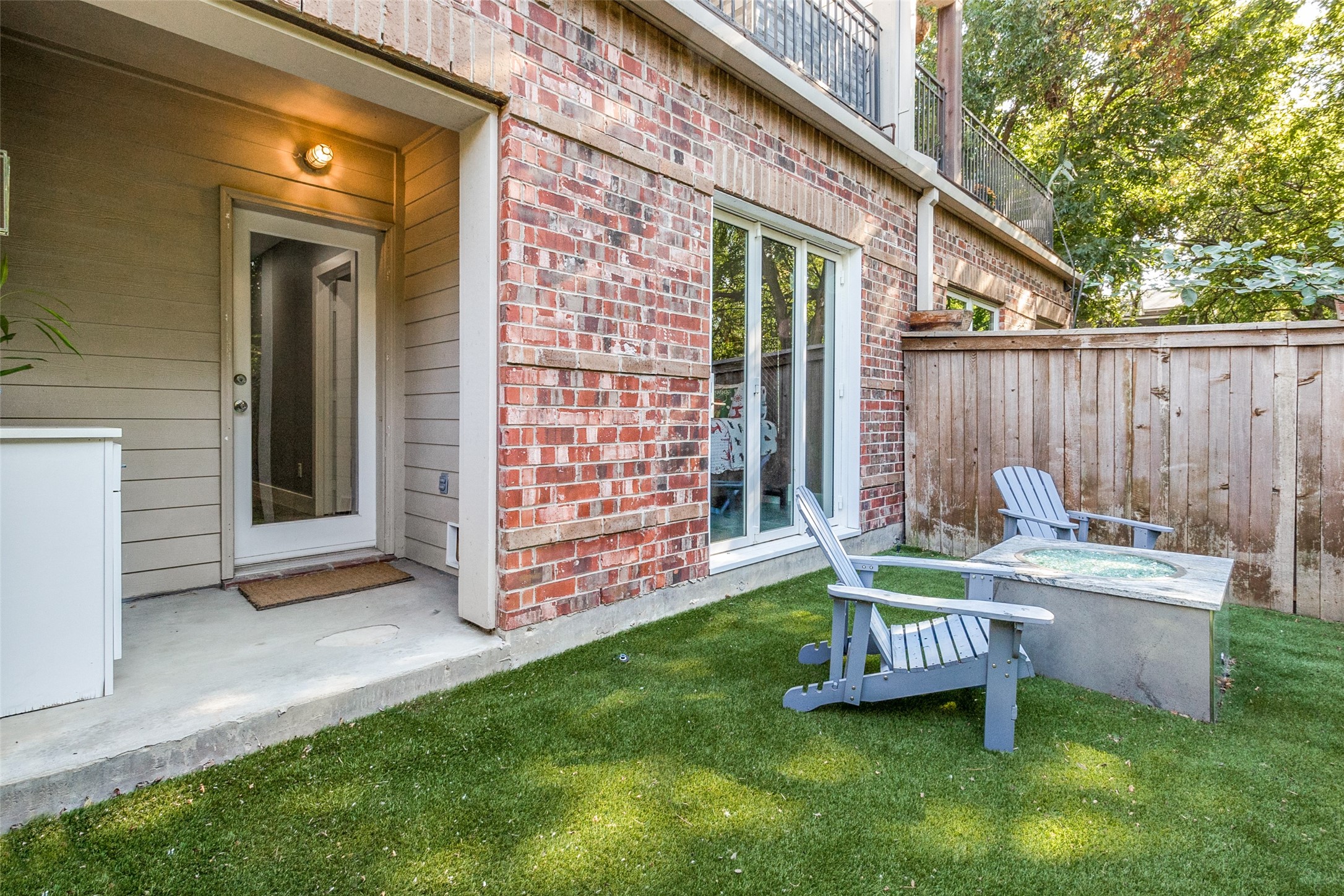 4419 Buena Vista Street 10