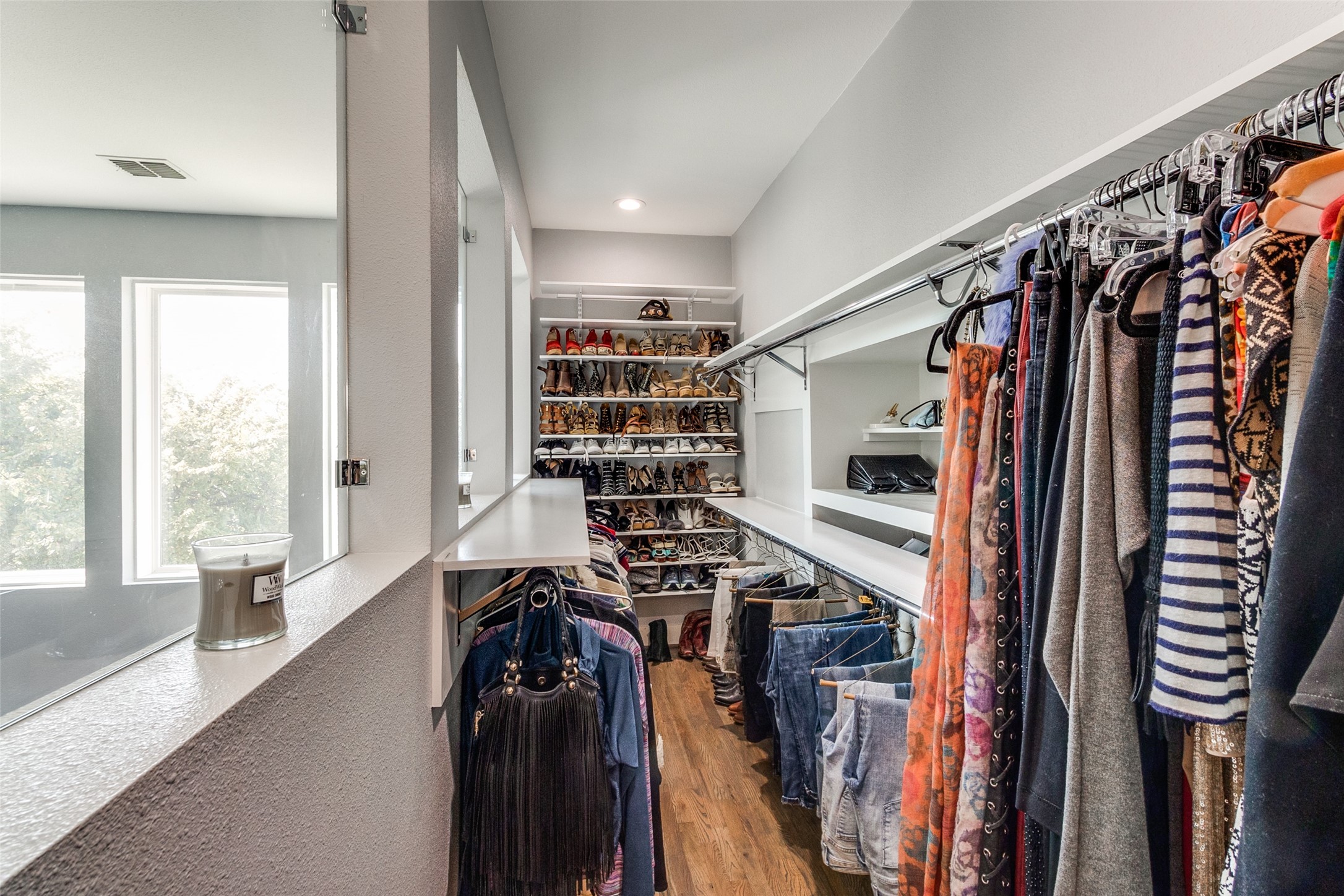 4419 Buena Vista Street 10