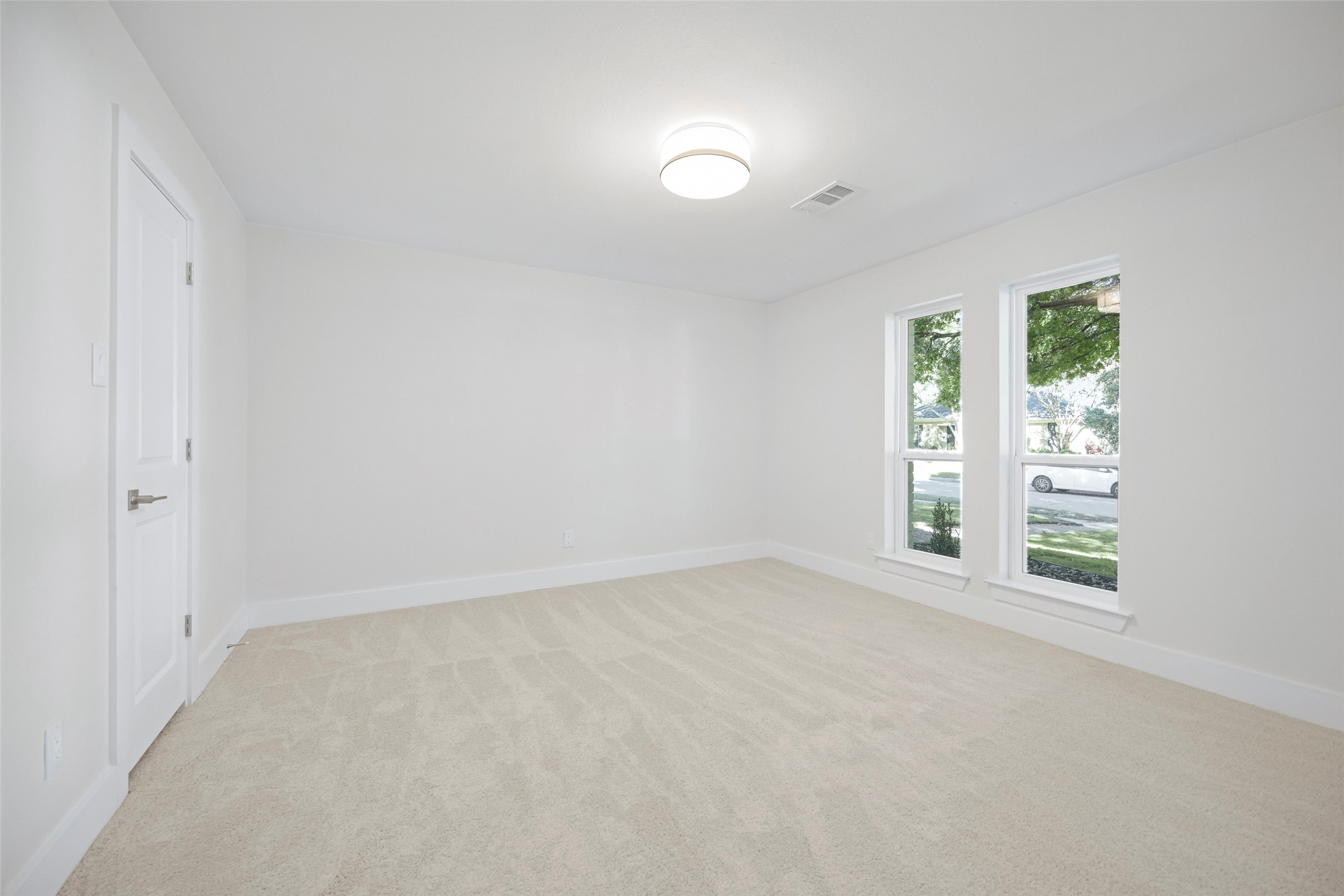 1125 Chesterton Drive
