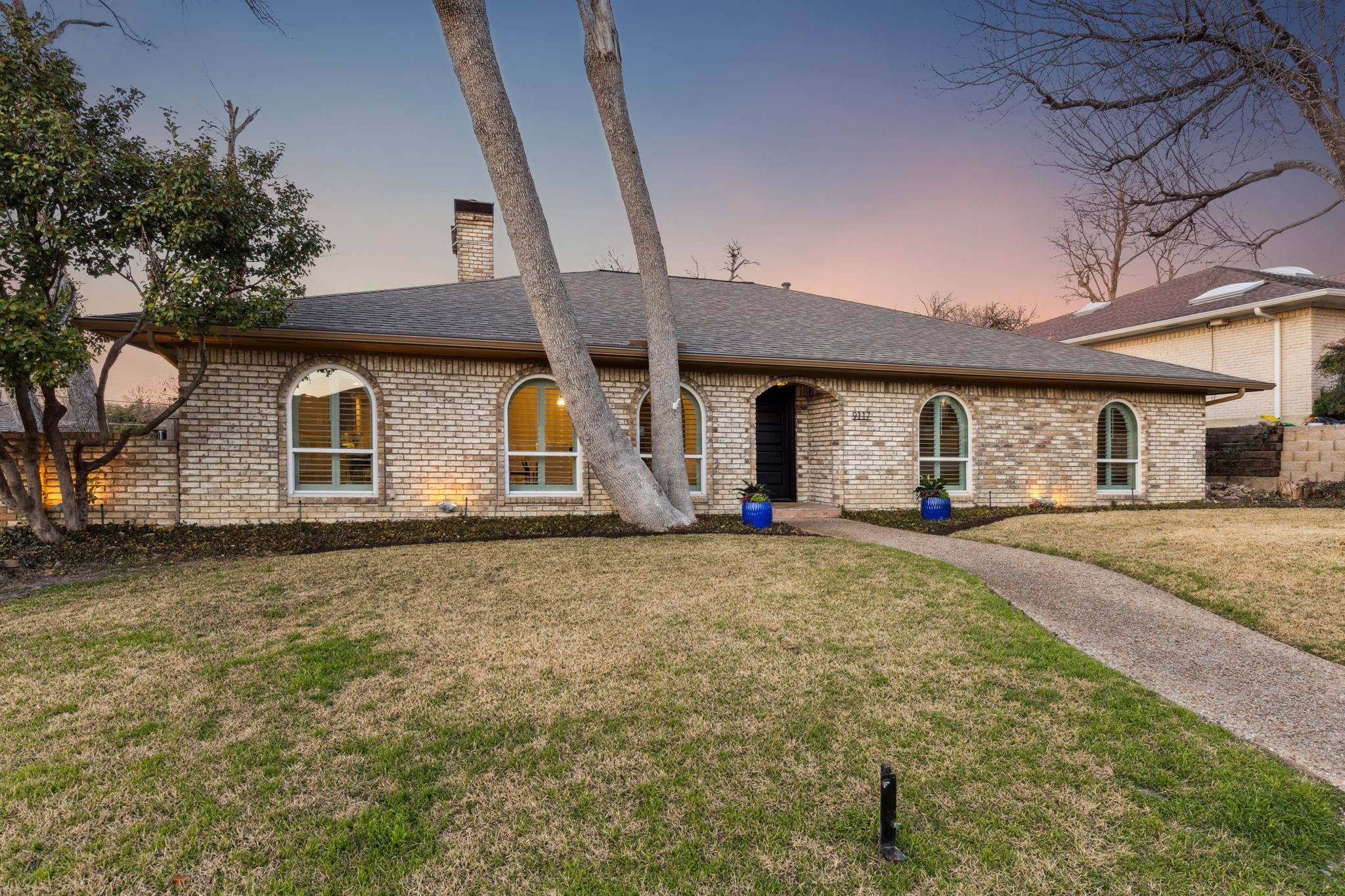 9117 Loma Vista Drive