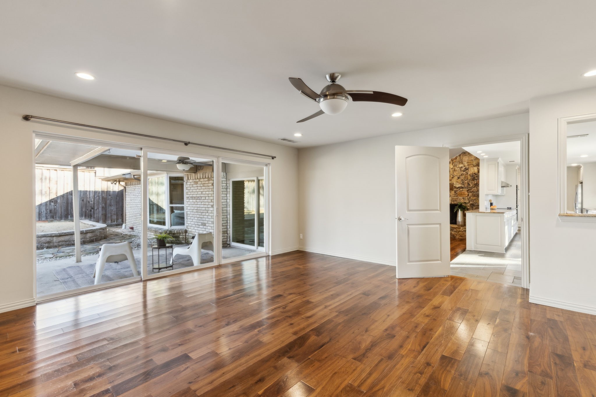 9117 Loma Vista Drive