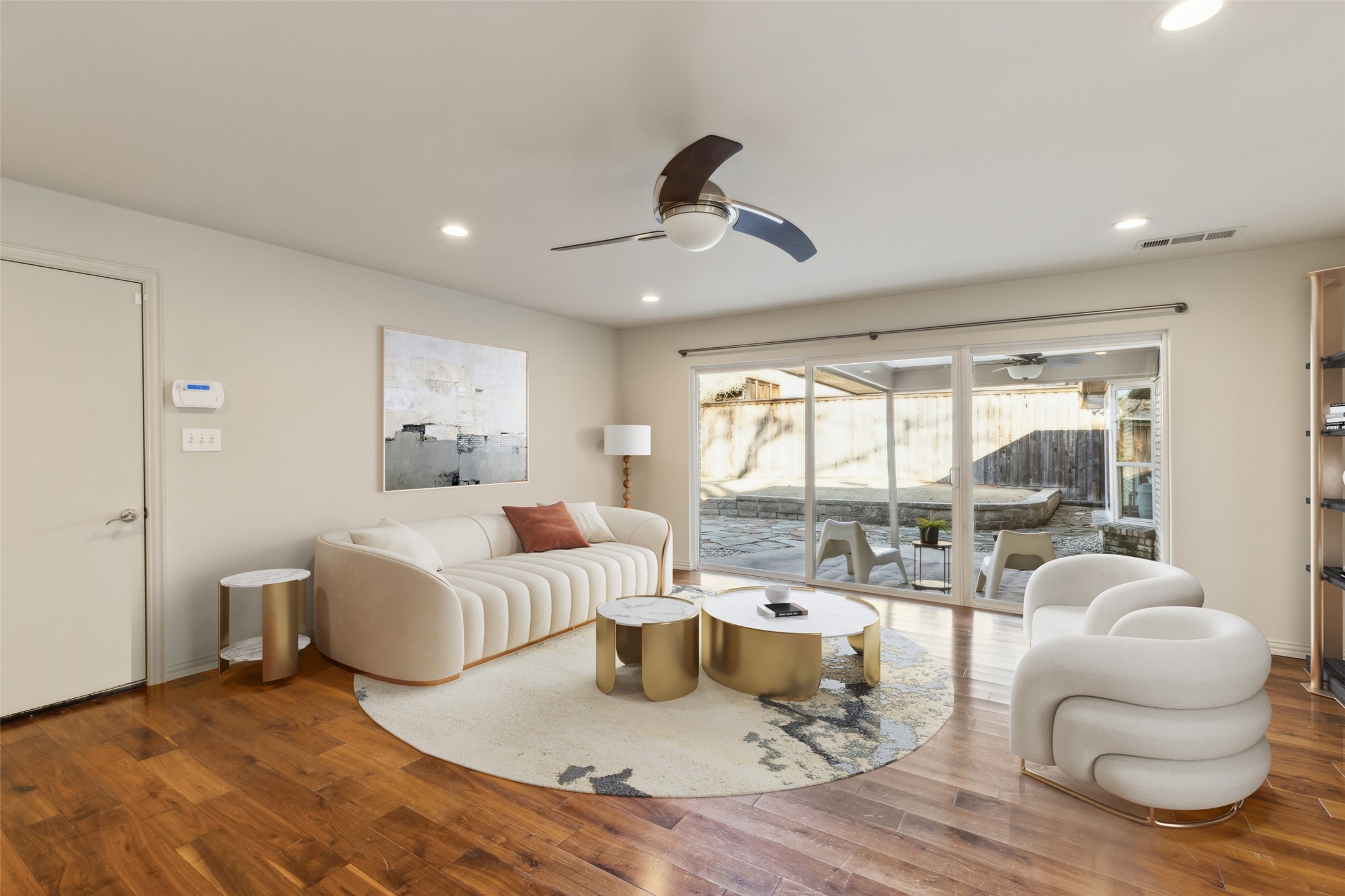 9117 Loma Vista Drive