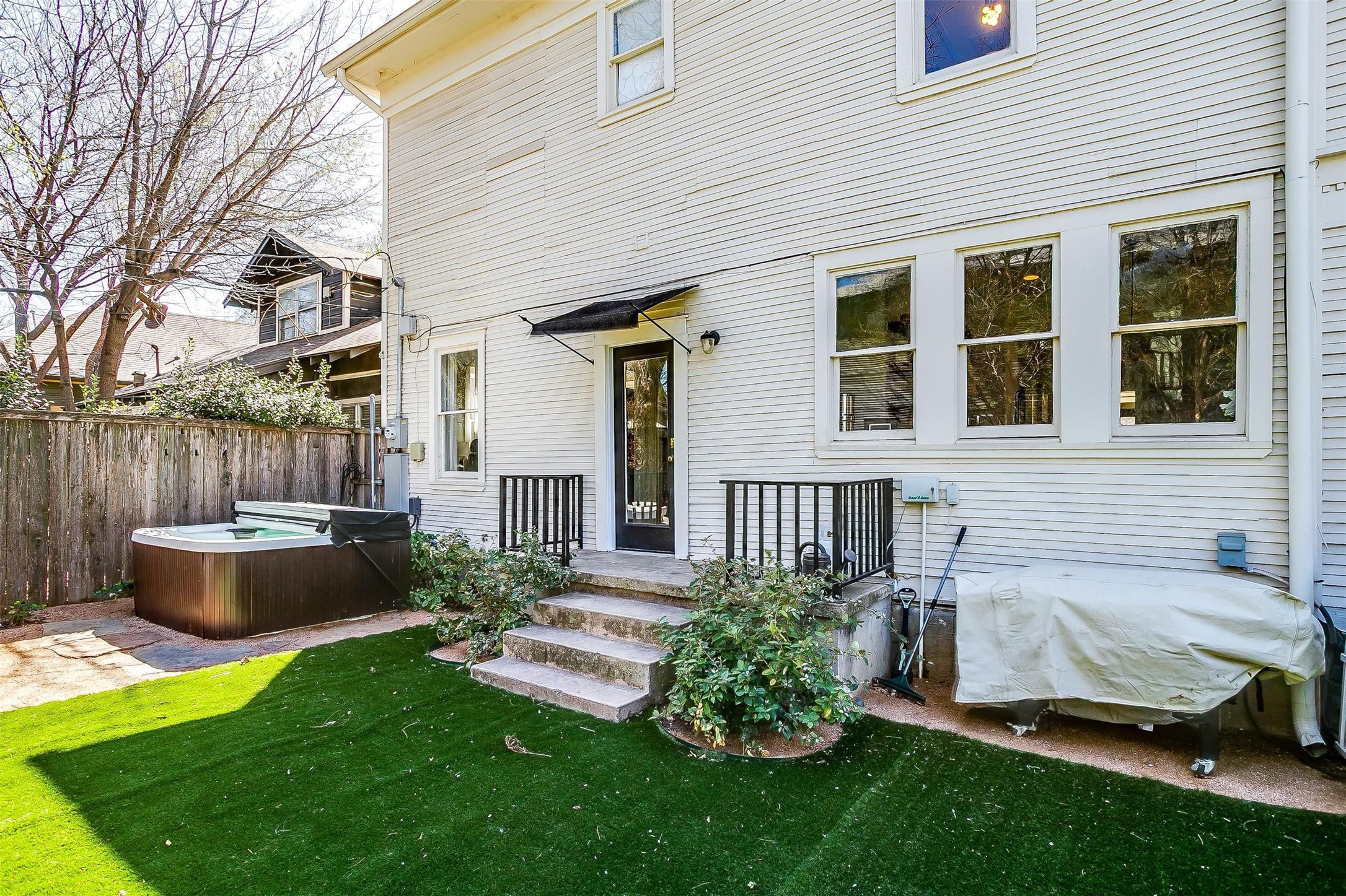 1701 Fairmount Avenue