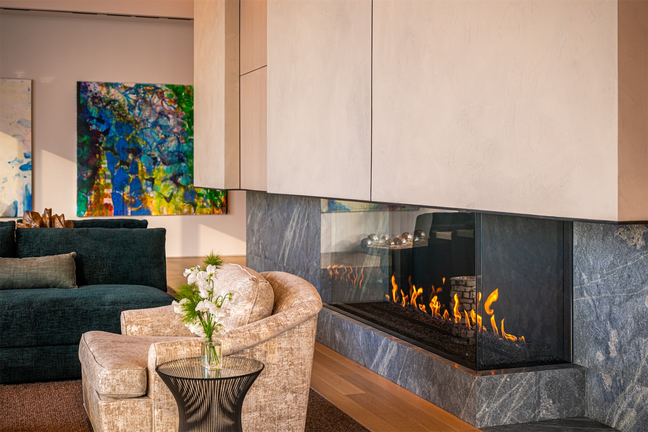 1747 Leonard Street 2601