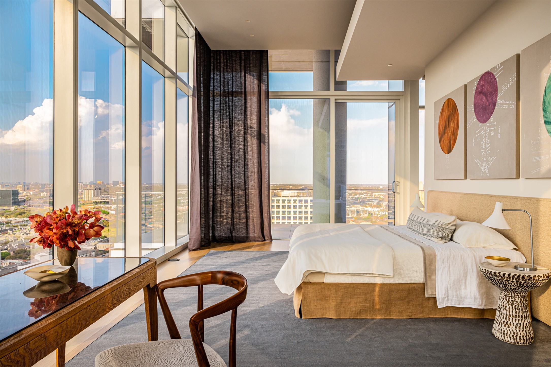 1747 Leonard Street 2601