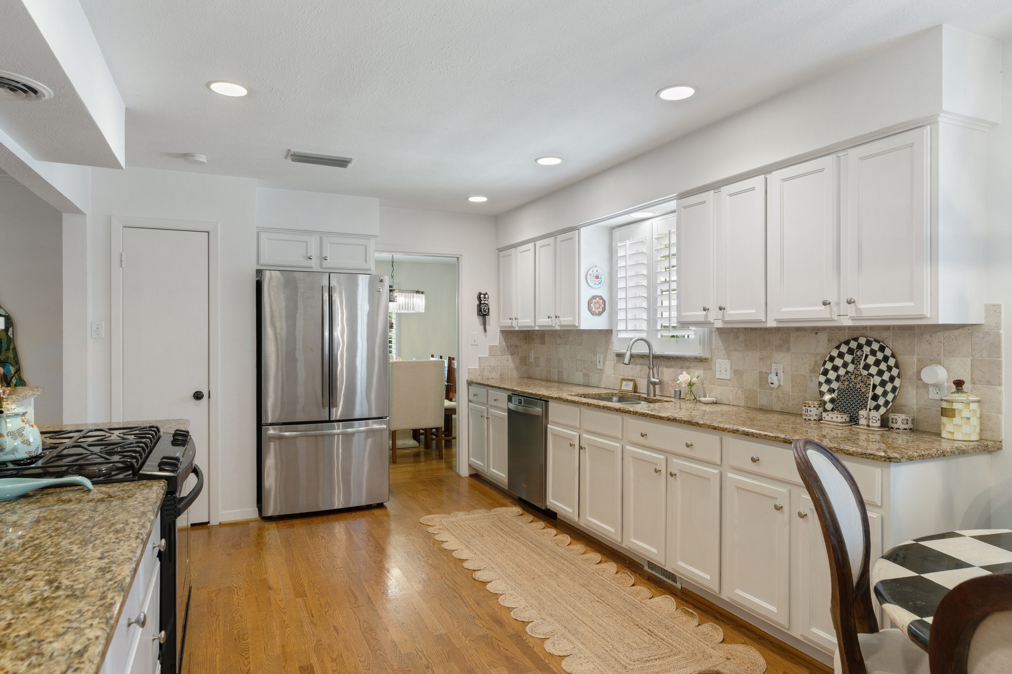 6317 Annapolis Lane