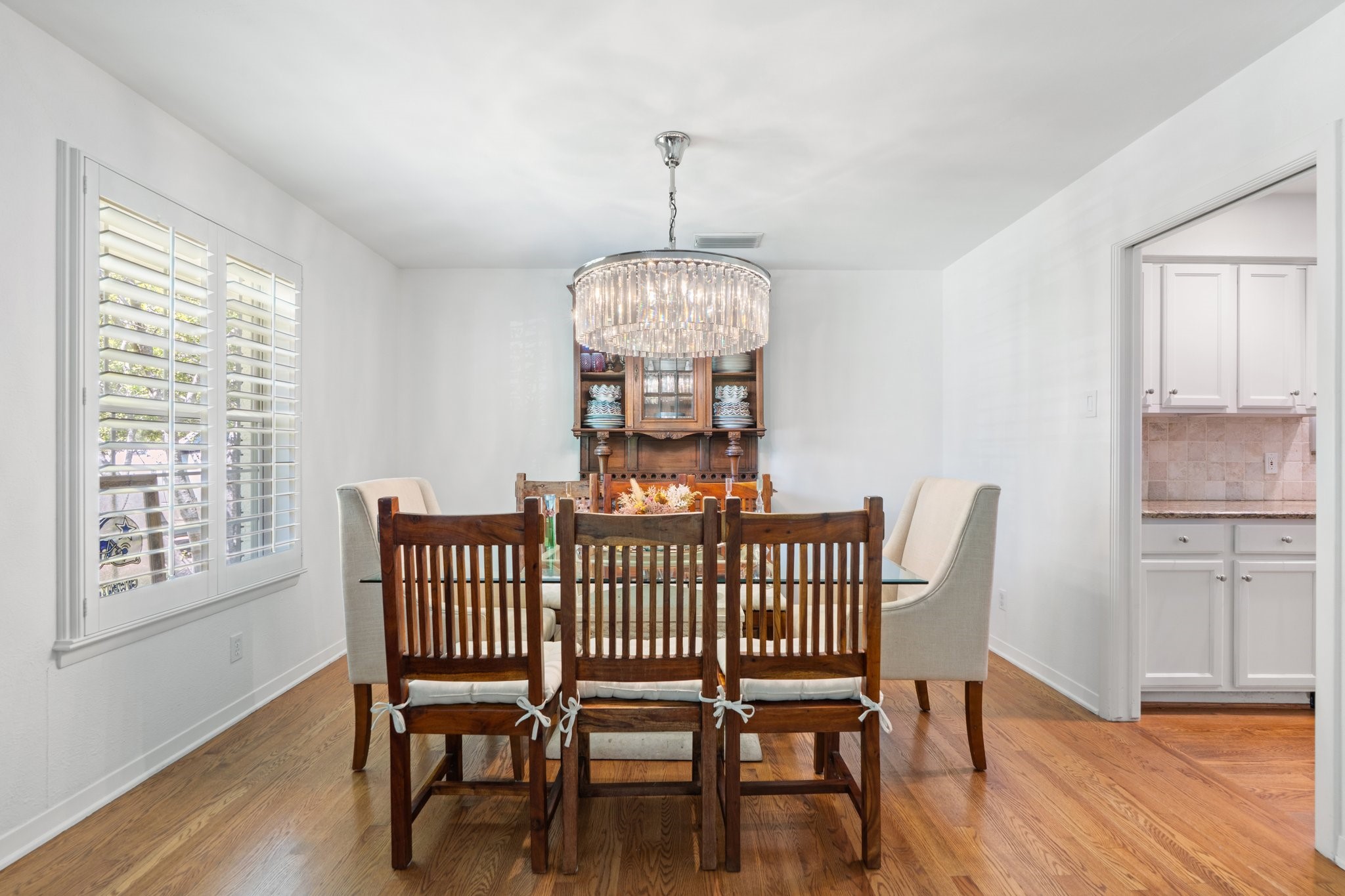 6317 Annapolis Lane