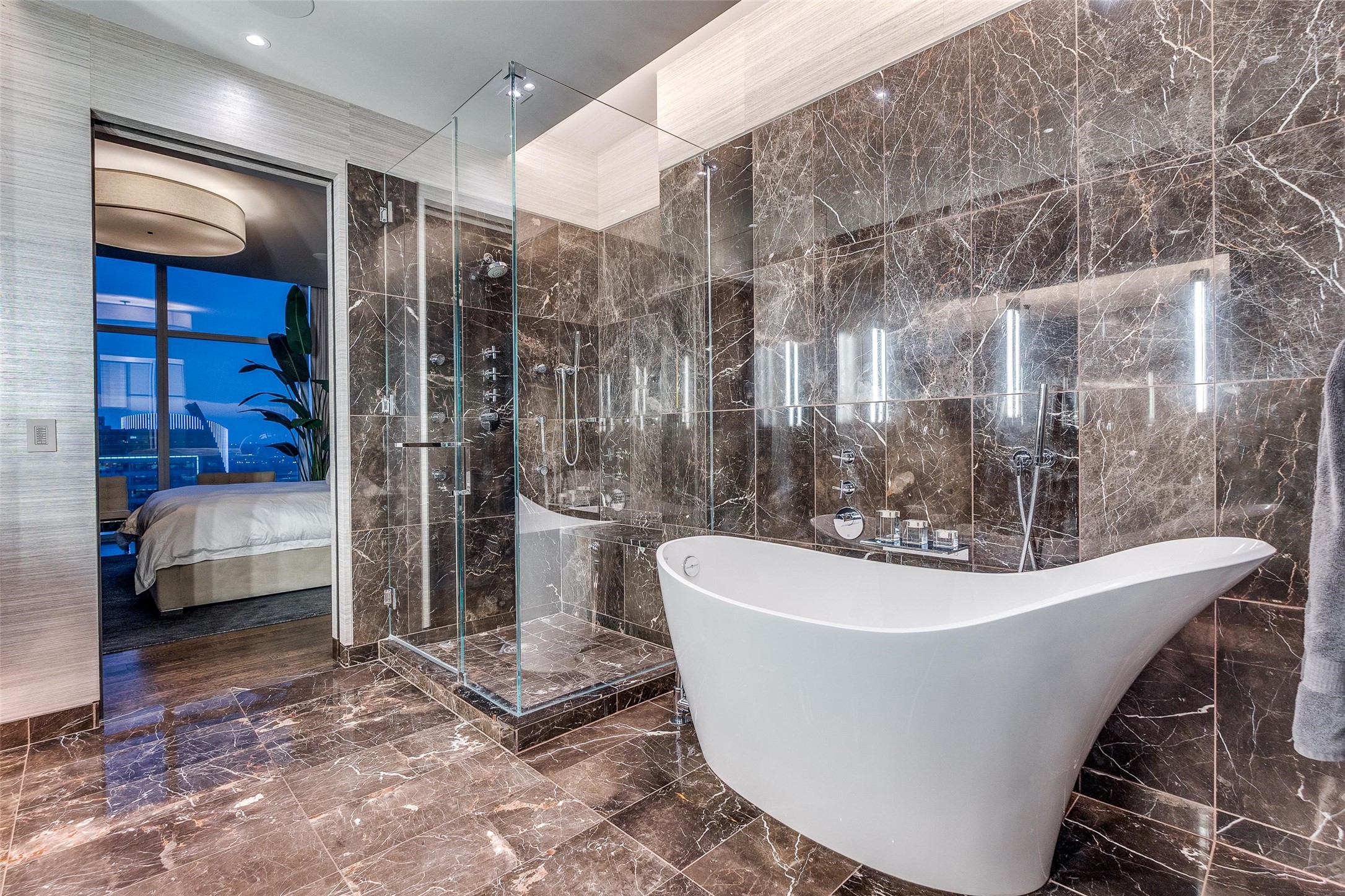 1918 Olive Street 1603