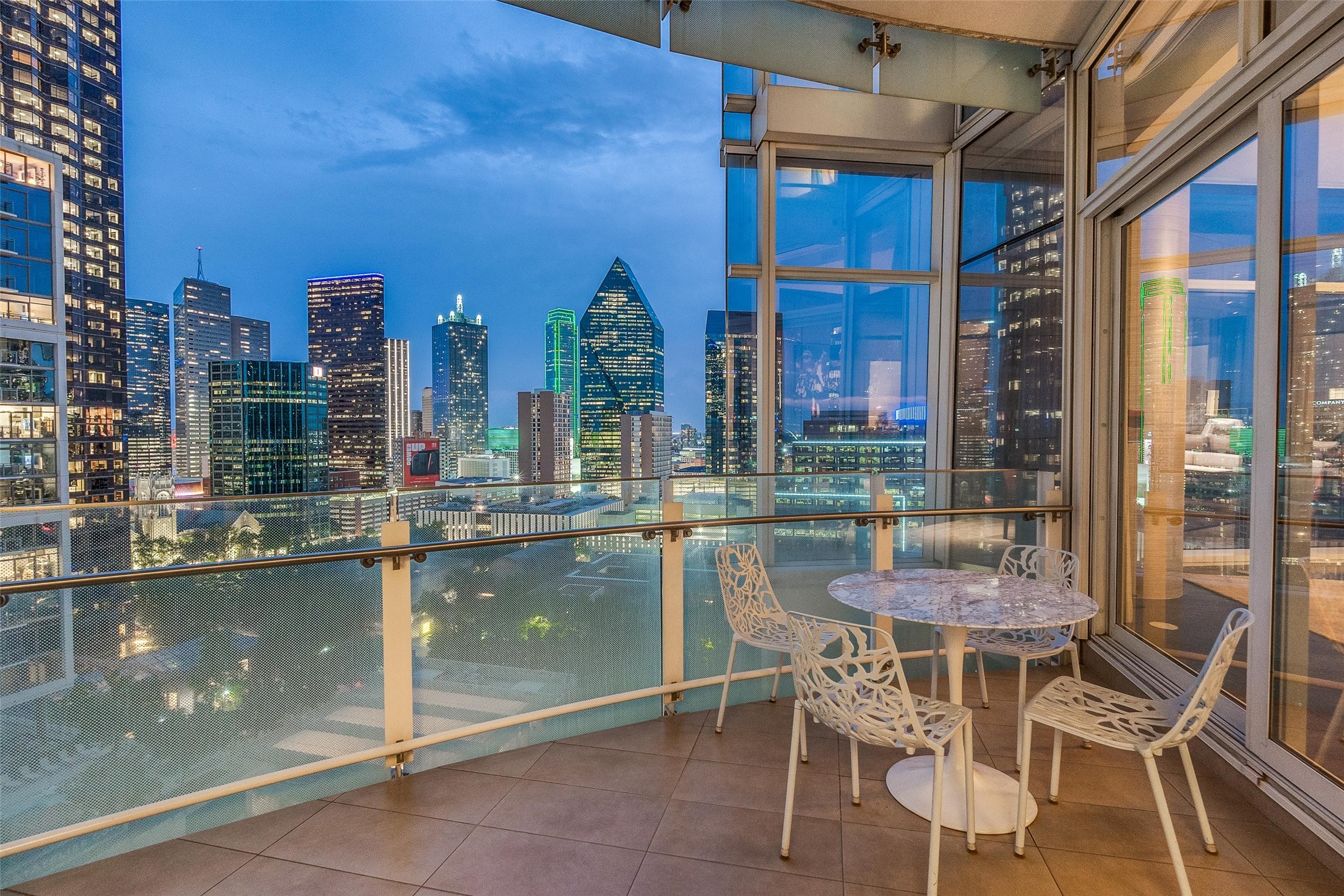 1918 Olive Street 1603