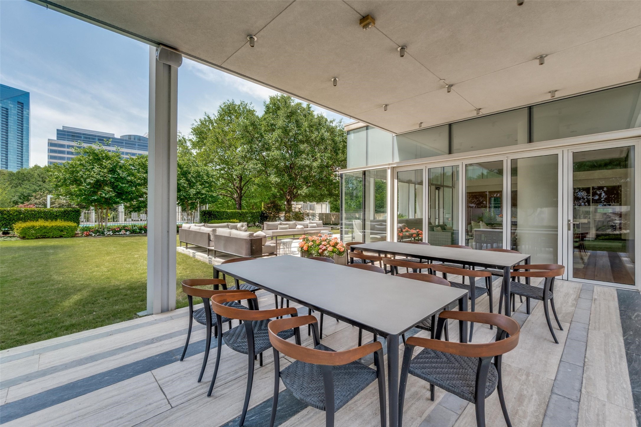 1918 Olive Street 1603